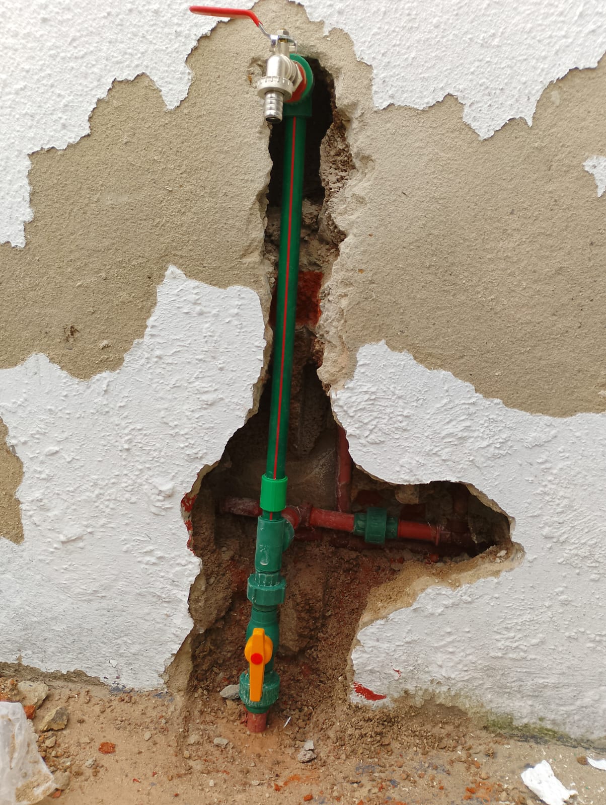 Griferia con pase de cierre en termofución